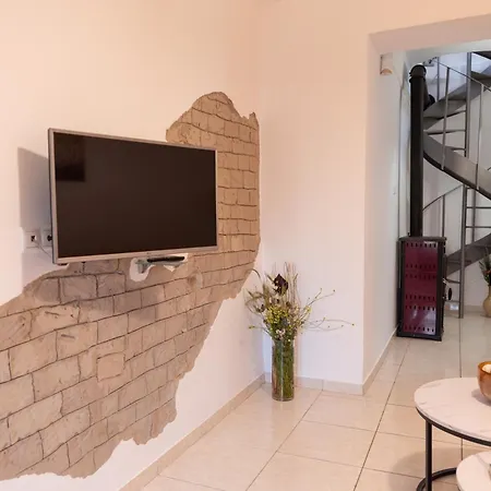 شقة Anna's House