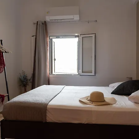 Anna's House Appartamento Rhodes City