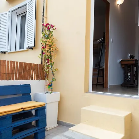 Anna's House * Rhodes City